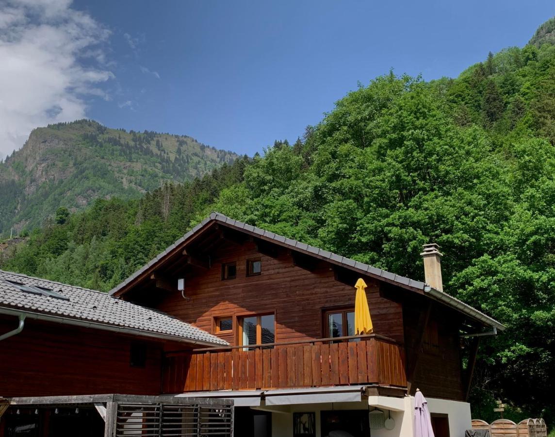 Appartement Avec Jacuzzi Dans Chalet Prive, Grande Terrasse, Parking Gratuit 레우쉬 외부 사진